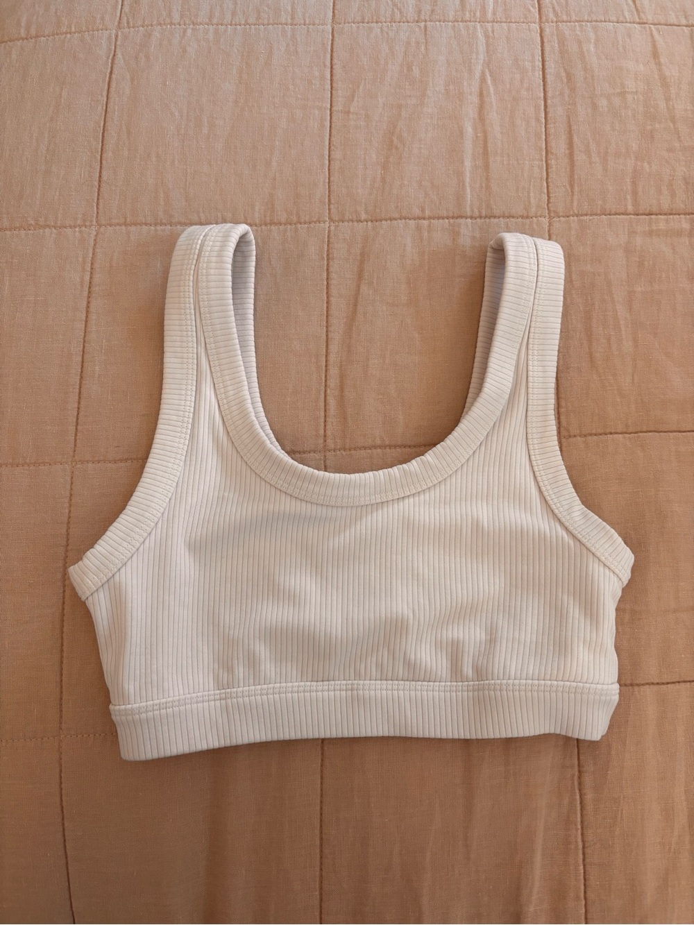 ALO Yoga Ribbed Scoop Bralette - White